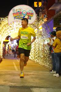 BIB: 50242
                            <button type="button" onclick="openModal(21832493)" class="btn btn-primary btn-sm float-right btn-popup" data-toggle="modal" data-target=".modal-high-quality">
                        <i class="fas fa-shopping-cart"></i> Add to Cart
                    </button>
                                            <button type="button" onclick="isThisMe(21832493, true)" class="btn btn-success btn-sm float-right btn-popup btn-isme hidden" data-toggle="tooltip" data-placement="bottom" title="นี่คือรูปของคุณใช่ไหม คลิกที่นี่เพื่อเอาเข้าอัลบั้ม">
                        <i class="fas fa-plus"></i> Add to album
                    </button>
                    <button type="button" onclick="isThisMe(21832493, false)" class="btn btn-warning btn-sm float-right btn-popup btn-isnotme hidden">
                        <i class="fas fa-ban"></i> Remove from album
                    </button>